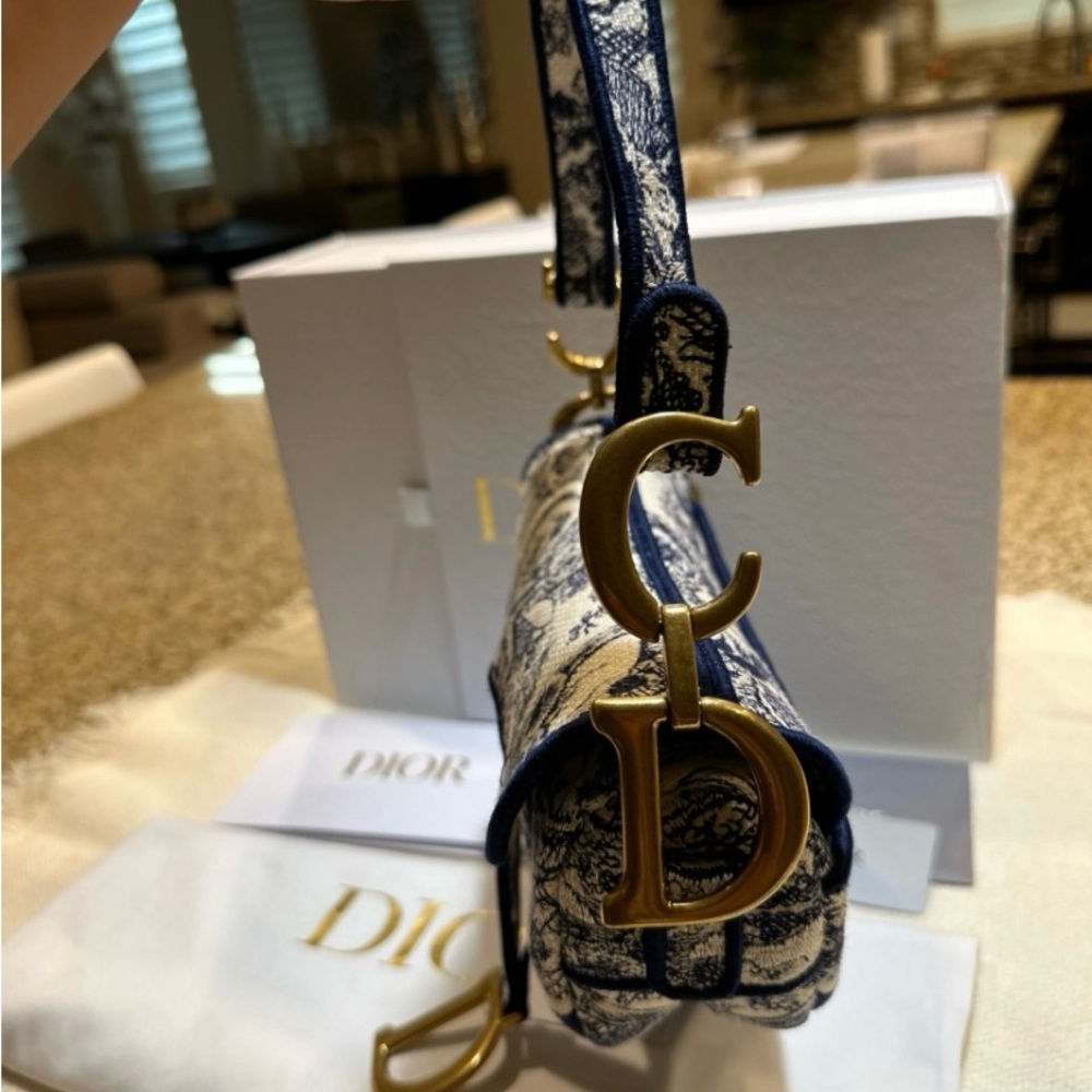 Dior Toile de Jouy saddle bag - Picture 8 of 8